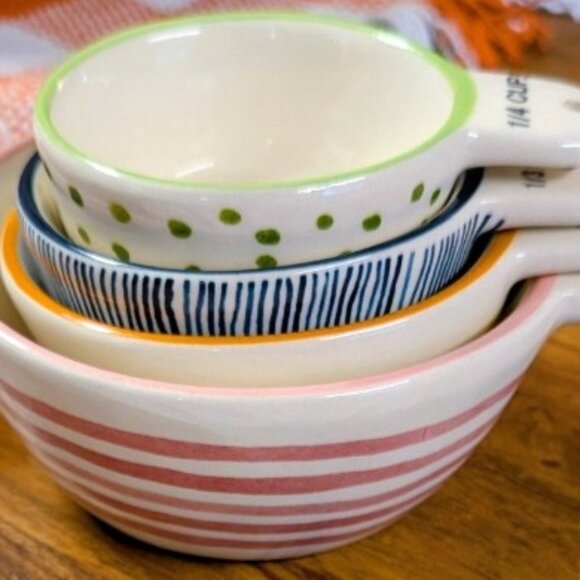 Rae Dunn Boutique measuring cups - Picture 1 of 2